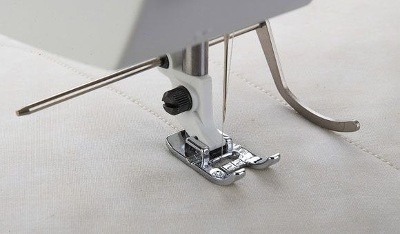 Husqvarna Viking - Edge Quilting Guide #412601945