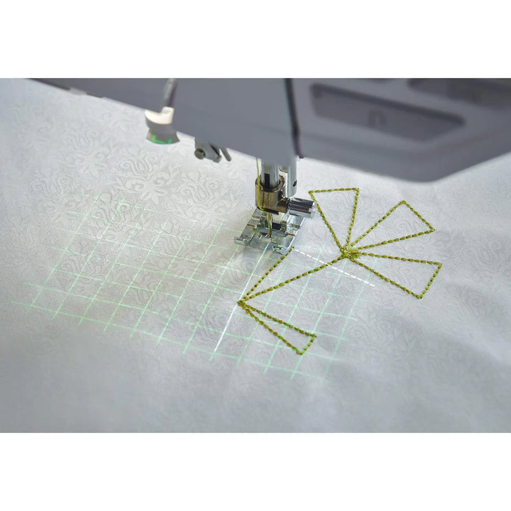 Husqvarna Viking Epic Quilt 97 - With Bonus Quilting Kit