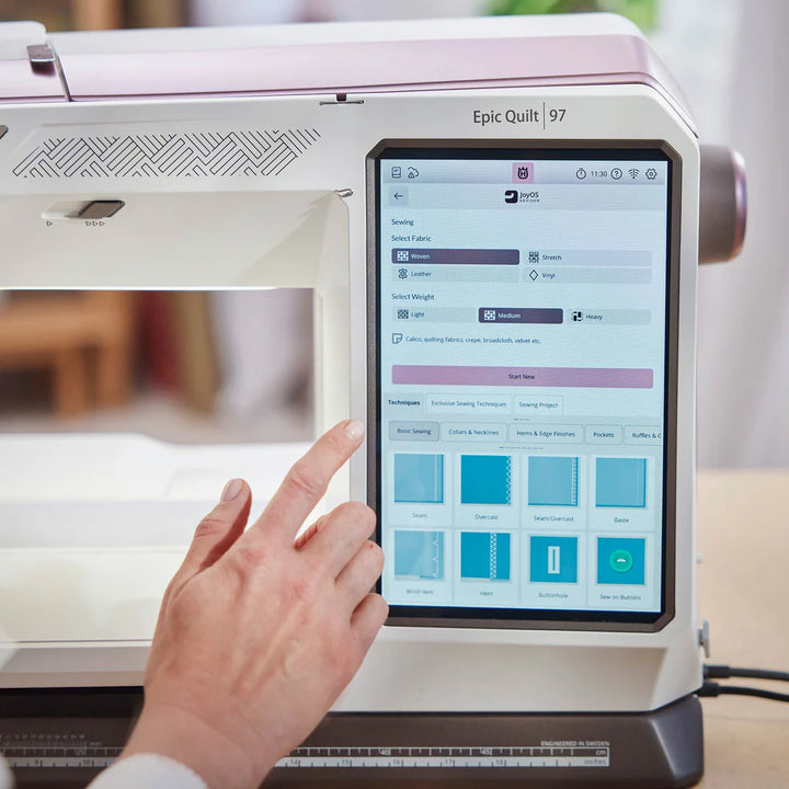 Husqvarna Viking Epic Quilt 97 - With Bonus Quilting Kit