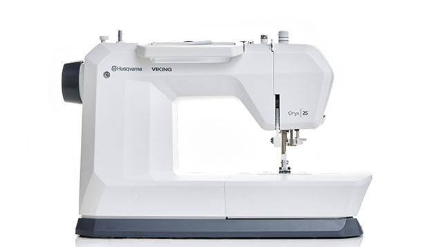 マキシム　ハンナファーガソン Husqvarna® Viking® ONYX™ 25 Sewing Machine | Husqvarna® Viking®
