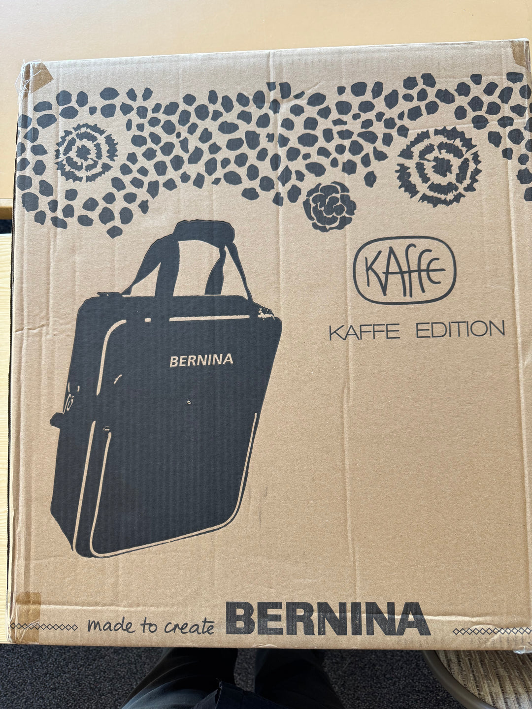 Bernina Kaffe Embroidery Bundle & Kaffe L Embroidery Module Case