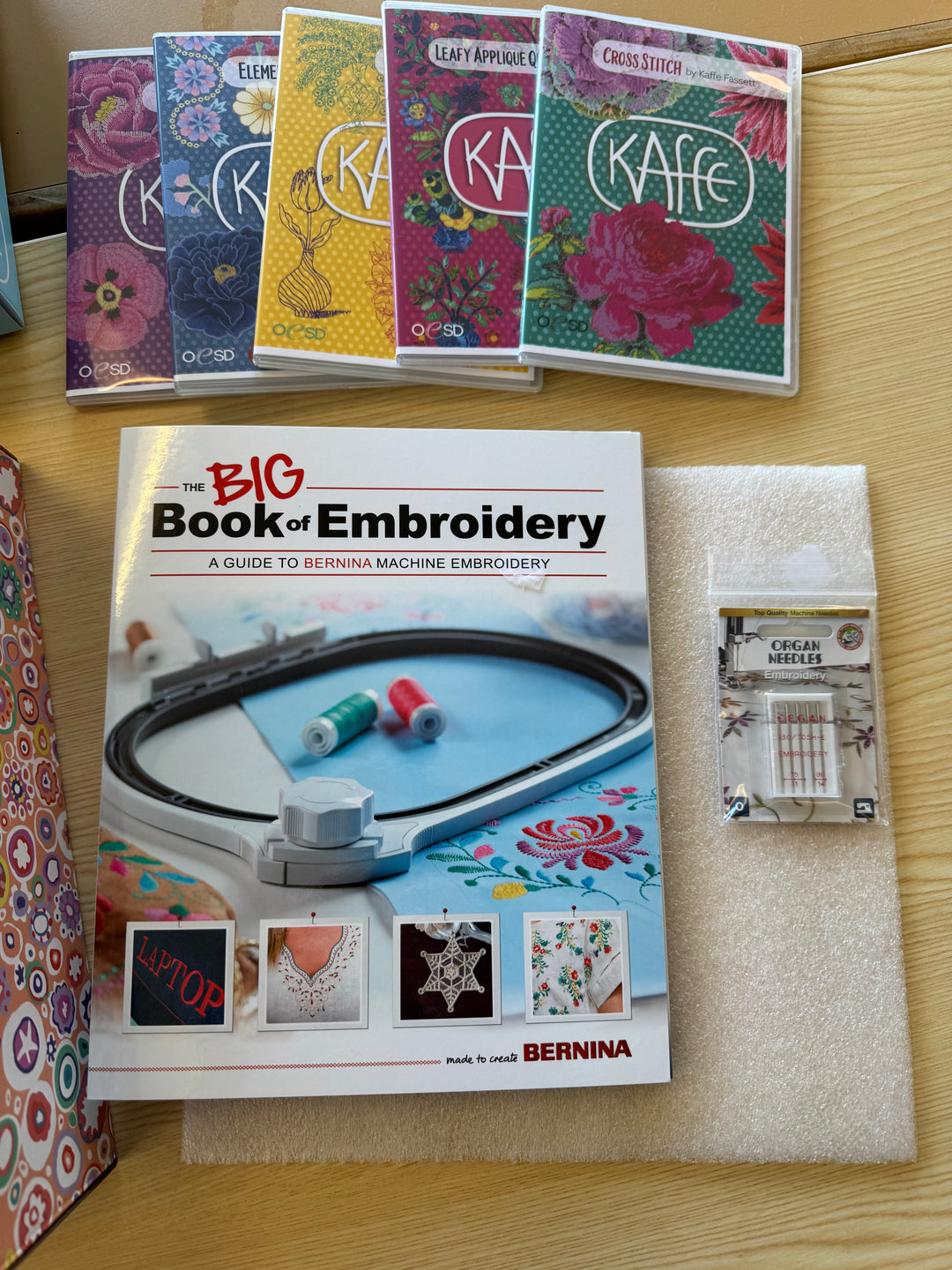 Bernina Kaffe Embroidery Bundle & Kaffe L Embroidery Module Case