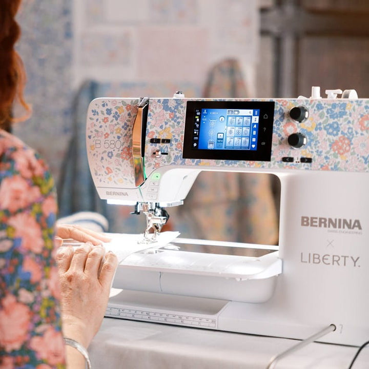 BERNINA B580 Liberty Edition with Embroidery