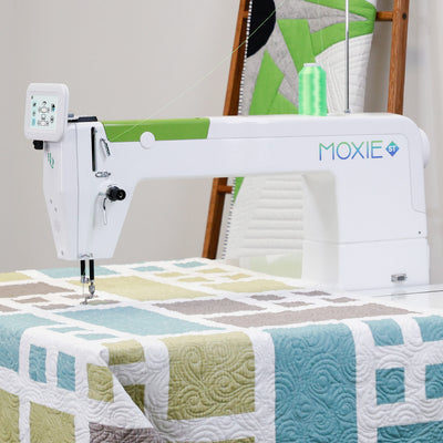 Handi Quilter Moxie ST 18 inch with HQ InSight Table