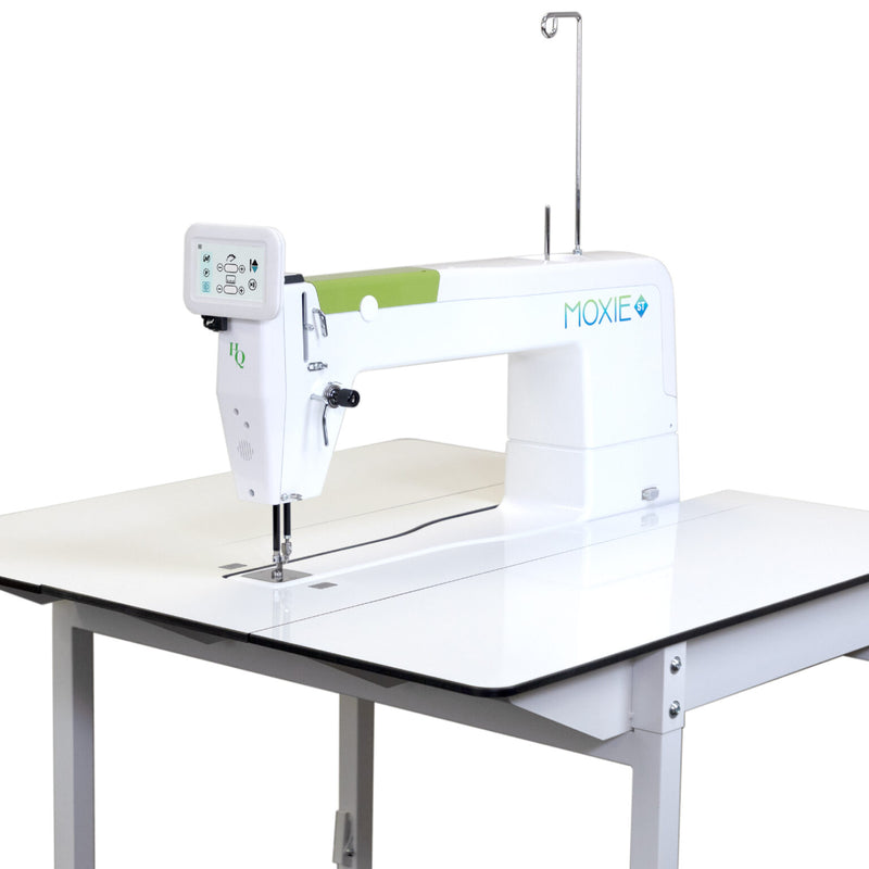 Handi Quilter Moxie ST 18 inch with HQ InSight Table