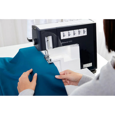 PFAFF admire air 6000 - Black Coverlock Machine