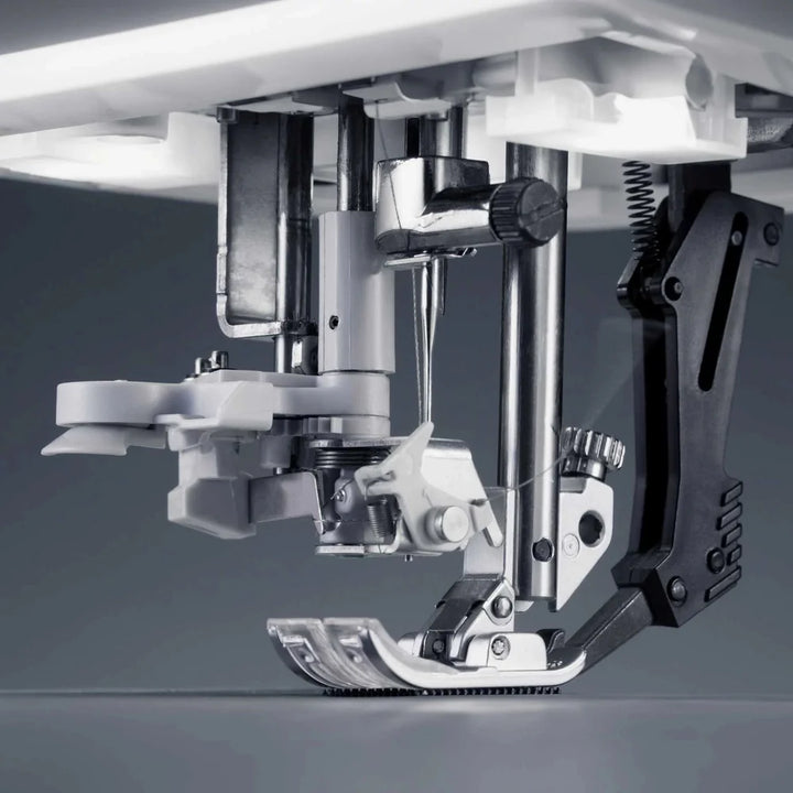 PFAFF creative expression 750 - Sewing and Embroidery Machine