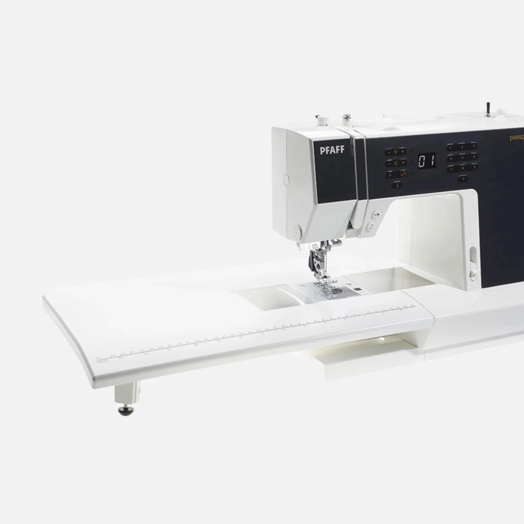Pfaff Passport 3.0 Includes Free extension table and case