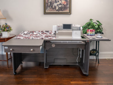 Horn Model 8280 Quilter's Dream XL Cabinet