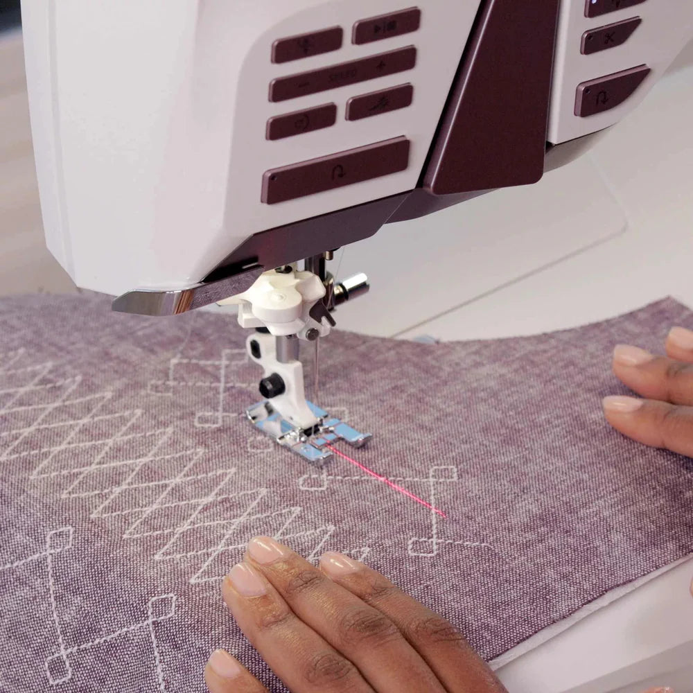 Husqvarna Viking EPIC 95Q - New Open Box Model