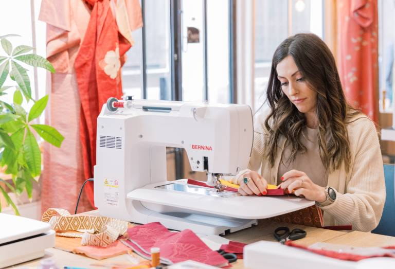 BERNINA B770 QE PRO -  New Updated Features!