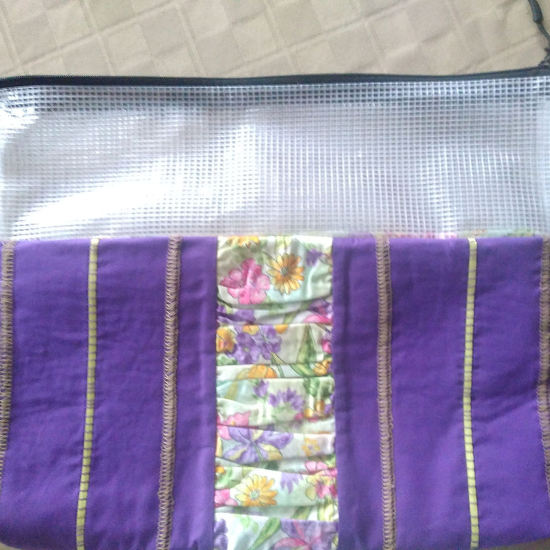 SR- Serger Decorated Zipper Bag Class