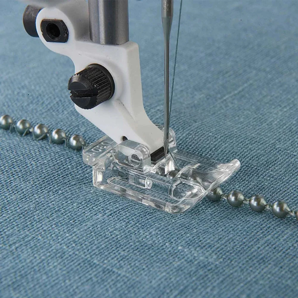 Husqvarna Viking - Clear 2-3mm Embellishment Foot, #413030445