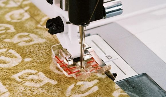 Husqvarna Viking Clear Adjustable 1/4" Foot with Guide #920652096